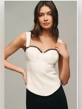 NWT Reformation Alisa Sweetheart Top Size 10